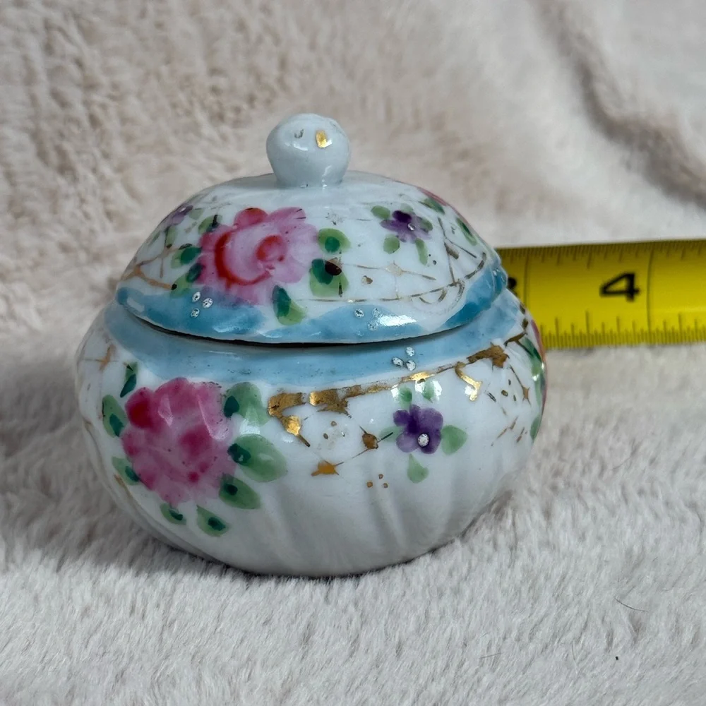 Antique Victorian Porcelain Floral Hair Receiver / Trinket Box – Made in Japan